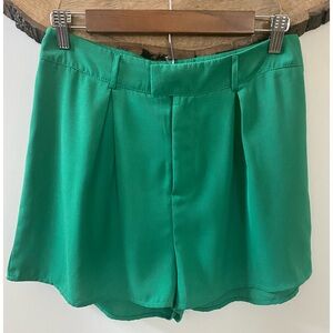 SHEIN Green High Waist Lightweight Pleated Shorts